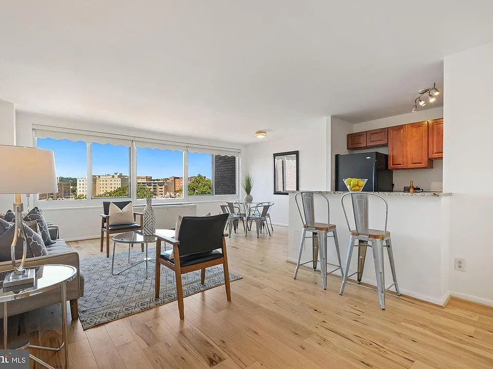 1330 New Hampshire Ave NW #725