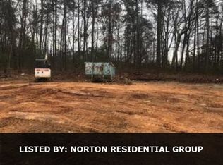 142 Maple Dr, Mount Airy, GA 30563