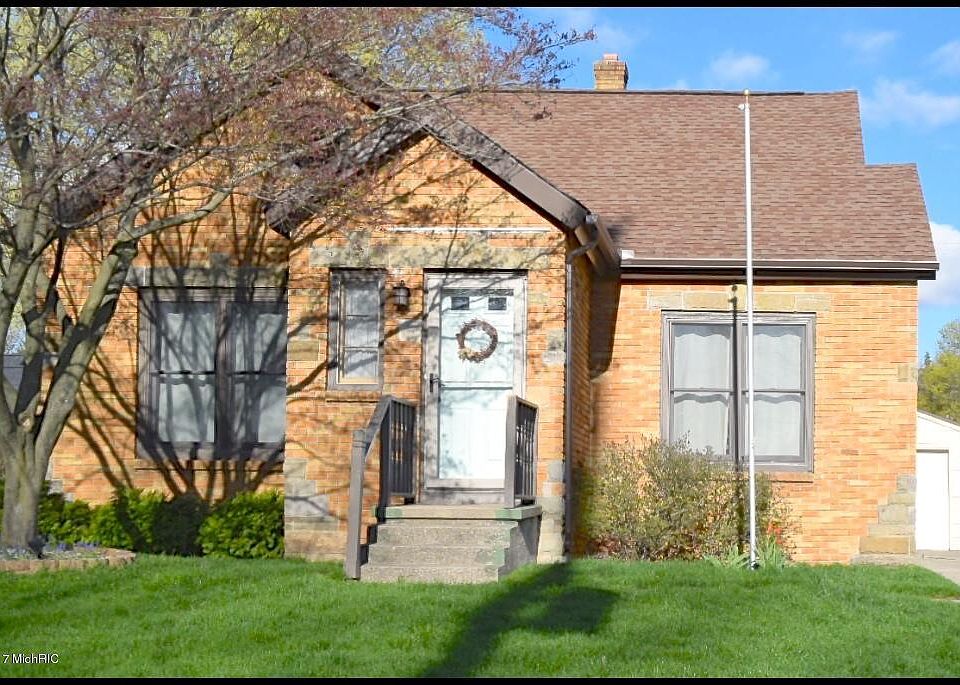 1st image of 1312 Covell Ave NW