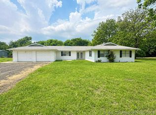 331 N Pne, Stratford, OK 74872