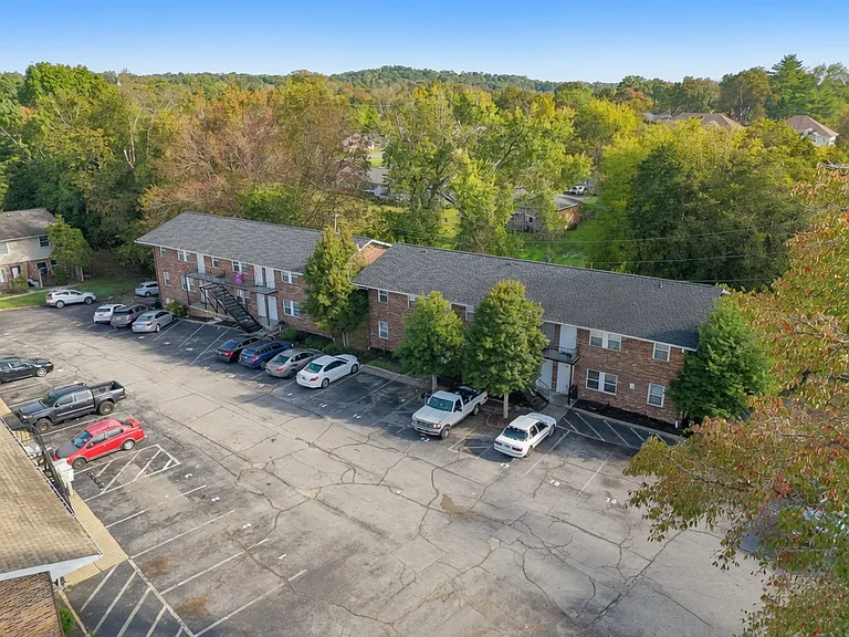 609 E Inskip Dr #6 — Photo 17