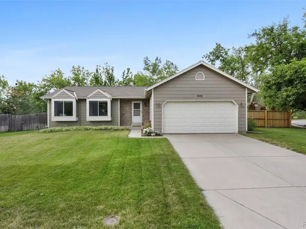 9098 W Chestnut Avenue, Littleton, CO 80128