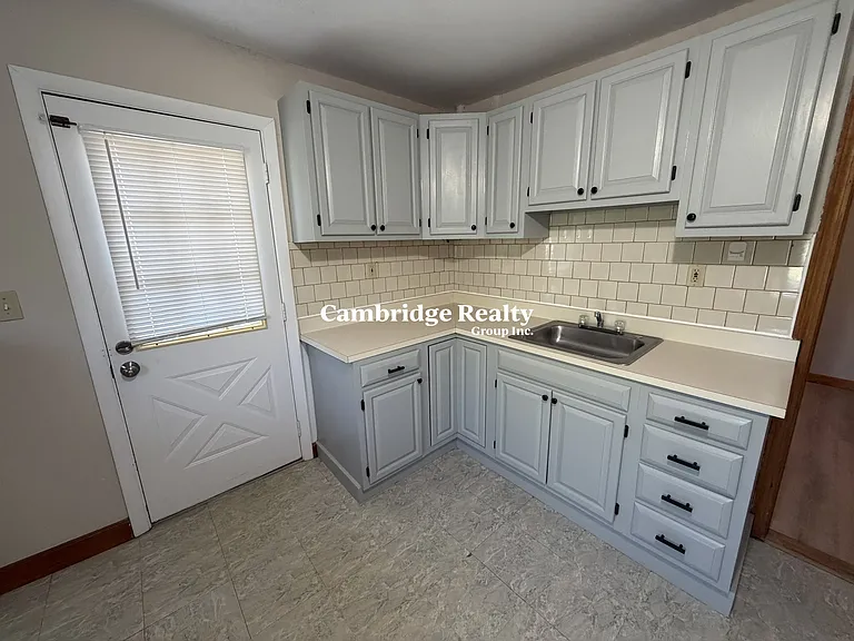 297 Elm St #3 — Photo 2