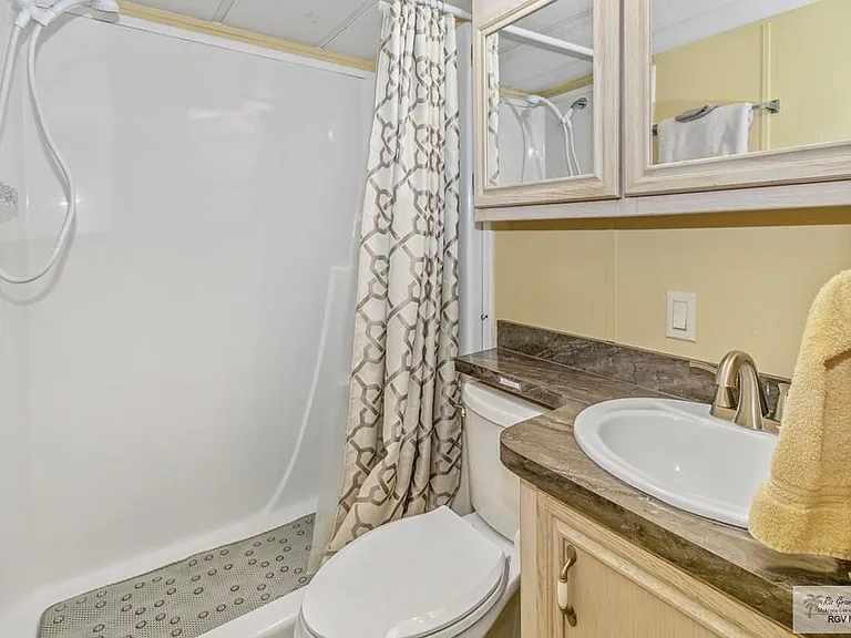 2800 Turner St — Photo 14