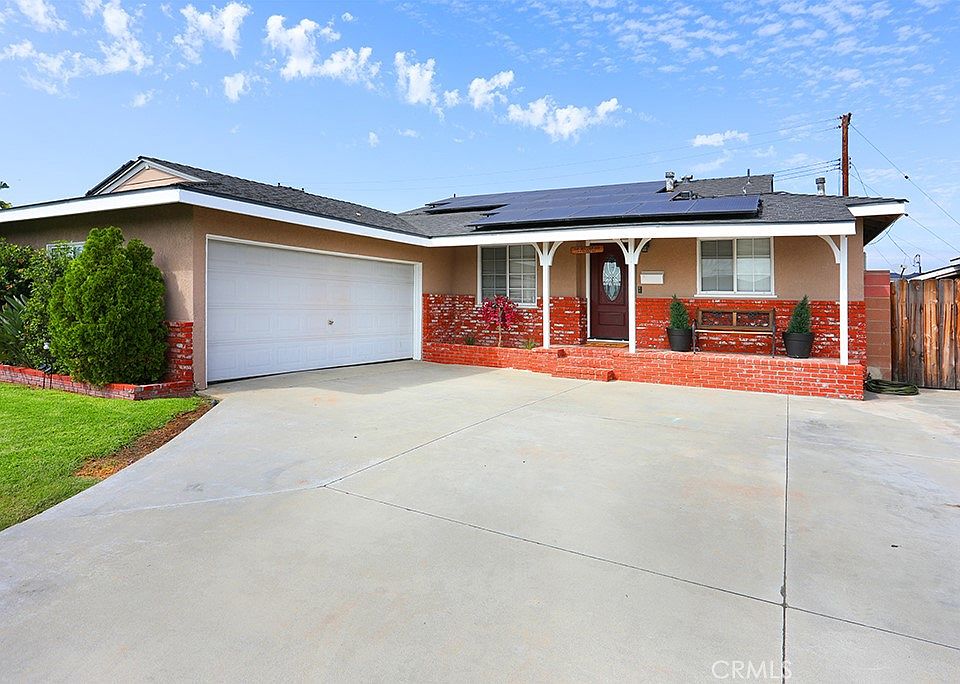 1st image of 15535 Sharonhill Dr