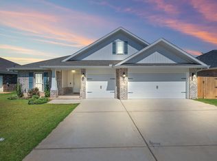 2496 Jeffers Ct, Navarre, FL 32566