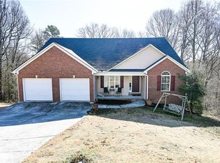 160 Granny Smith Dr SE, Calhoun, GA 30701
