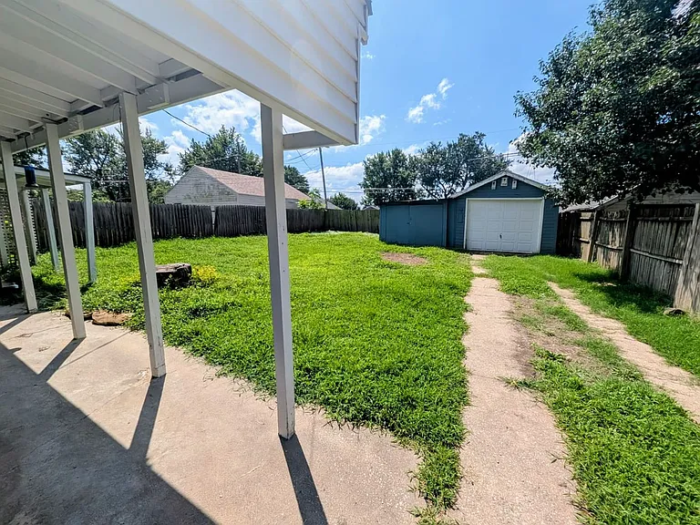 3316 Duncan St — Photo 5