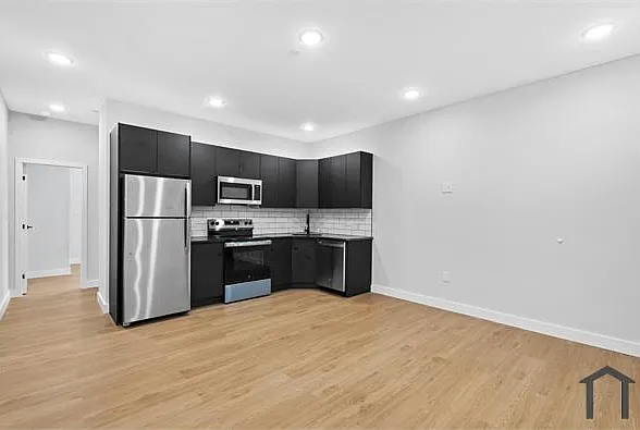 5001 Frankford Ave #9 — Photo 3