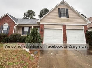 1405 Middlesbrough Dr, Fayetteville, NC 28306