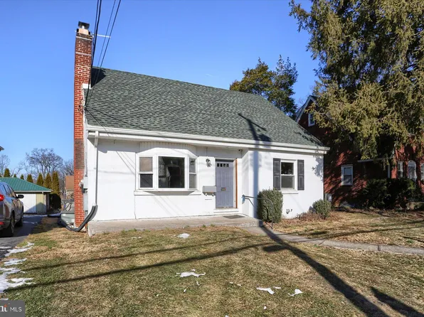 365 Walton St, Lemoyne, PA 17043