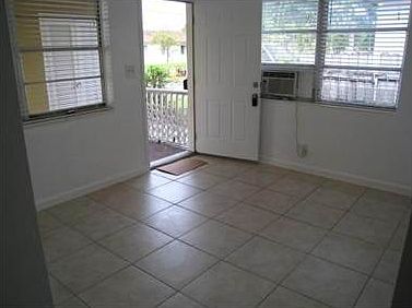 2nd image of 1307 N 19th Ave