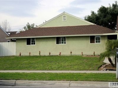 1328 W Folke St, Rialto, CA, 92376