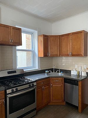 1st image of 28-29 43rd St #1R