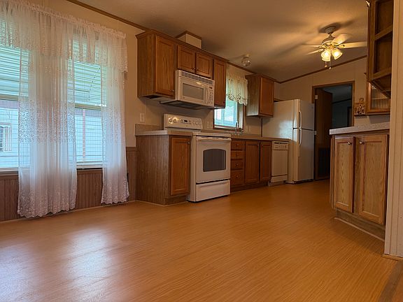 4th image of 1350 Dorre St #218