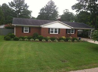 609 Garden St, Lillington, NC 27546