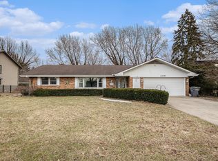 2209 Lakeshore Dr, Saint Joseph, MI 49085