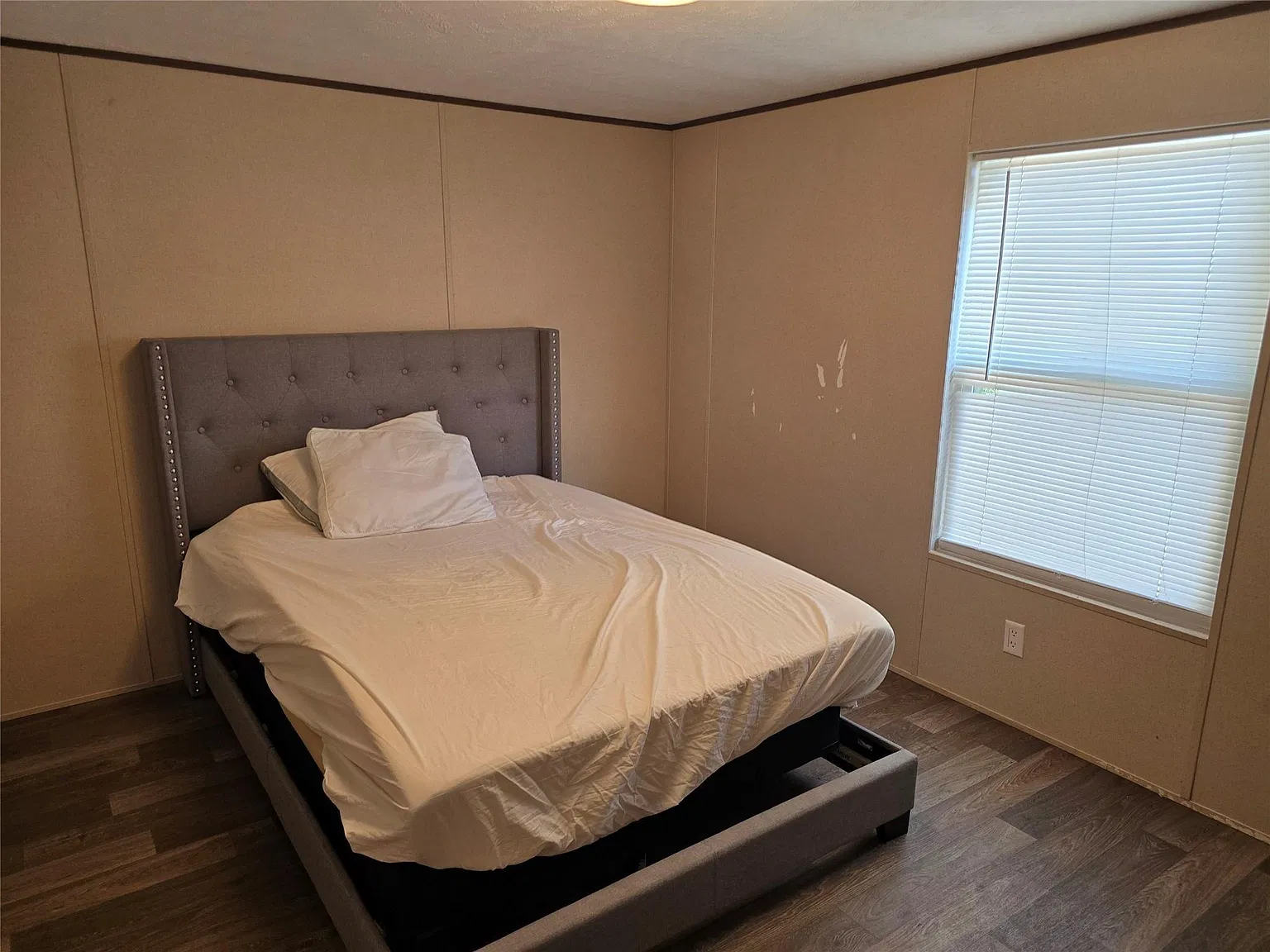 3 bed, 2.0 bath, 924 sqft, $1,500 — Photo 3