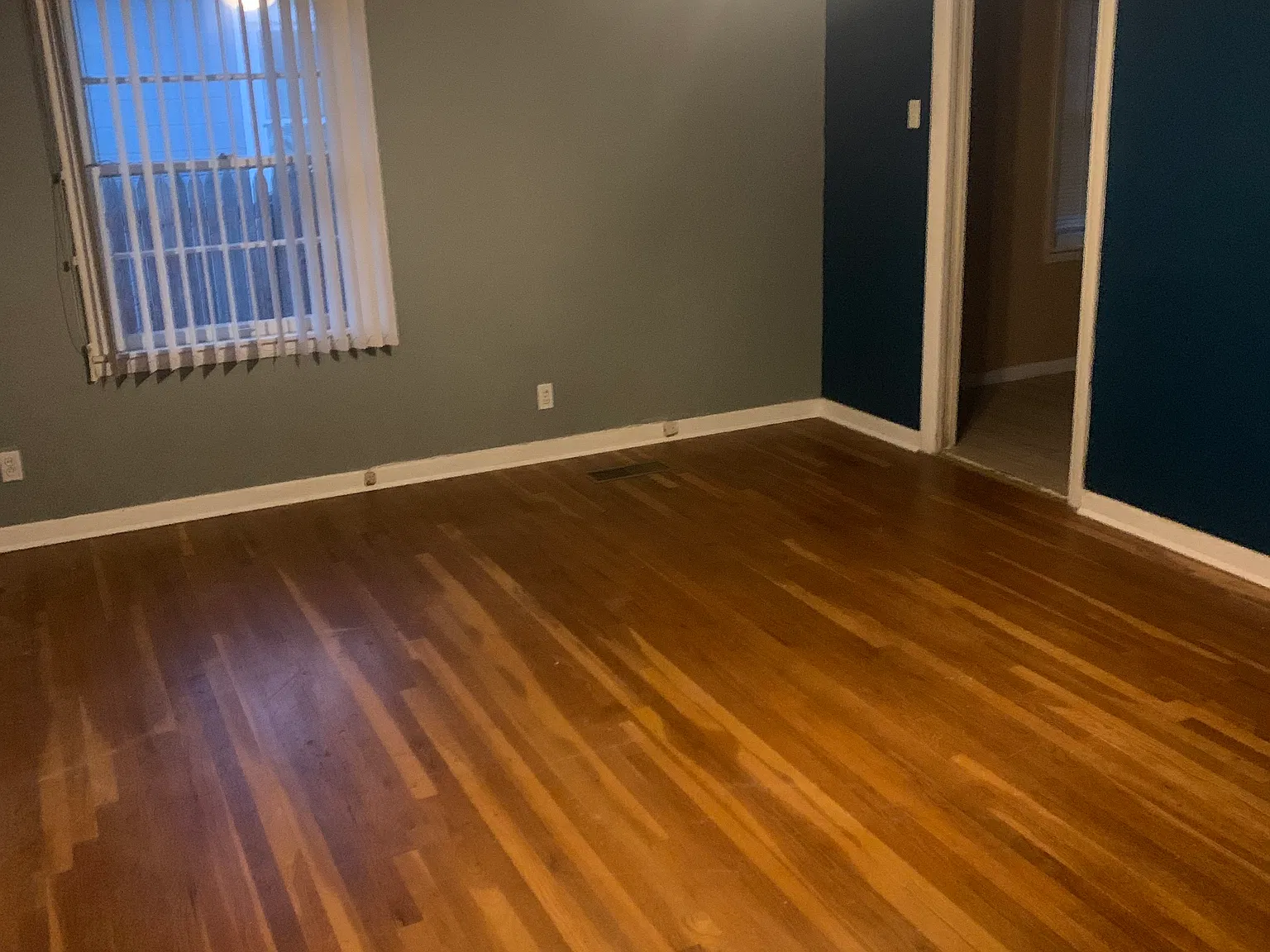 2 bed, 898 sqft, $1,000 — Photo 2