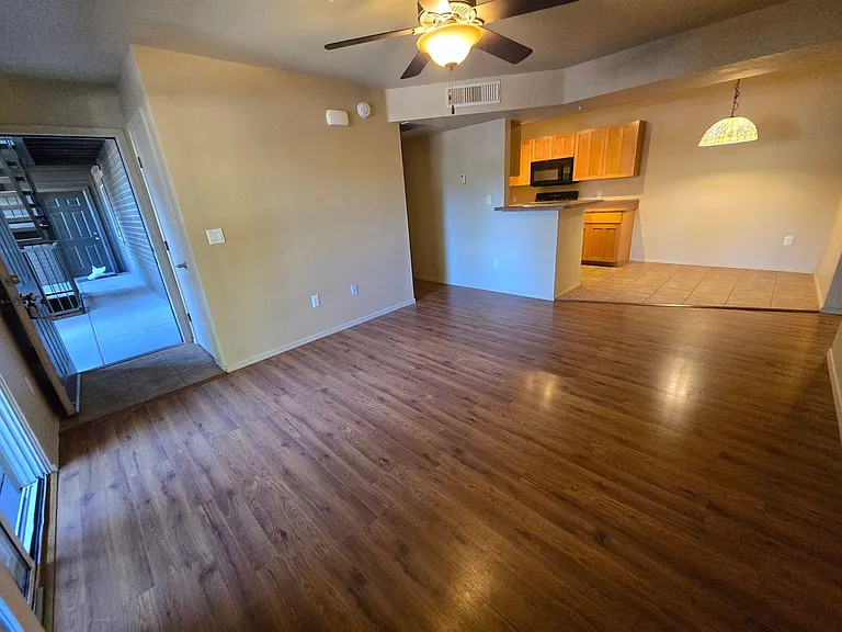 1385 W University Ave #4-125 — Photo 11
