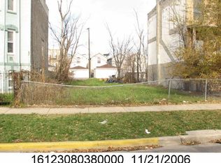 3126 W Walnut St, Chicago, IL 60612