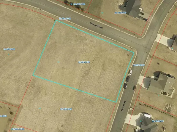 917 14th St NE, Montgomery, MN 56069