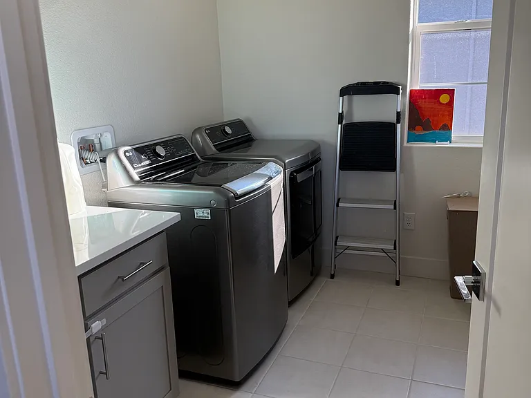 7143 Sacramento Dr — Photo 16