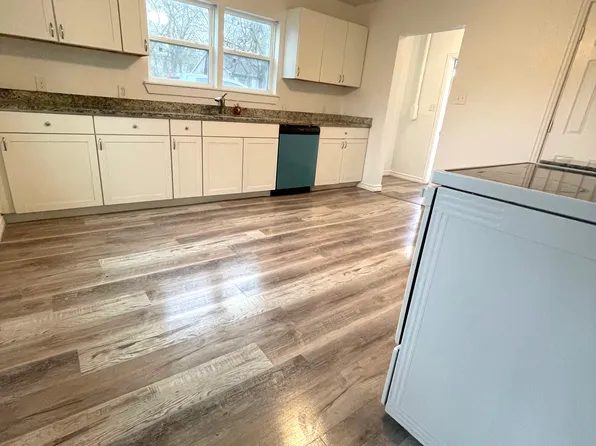 833 W Pecan St #407, Sherman, TX 75092