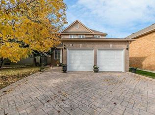 192 Humberland Dr, Richmond Hill, ON L4E 3T3