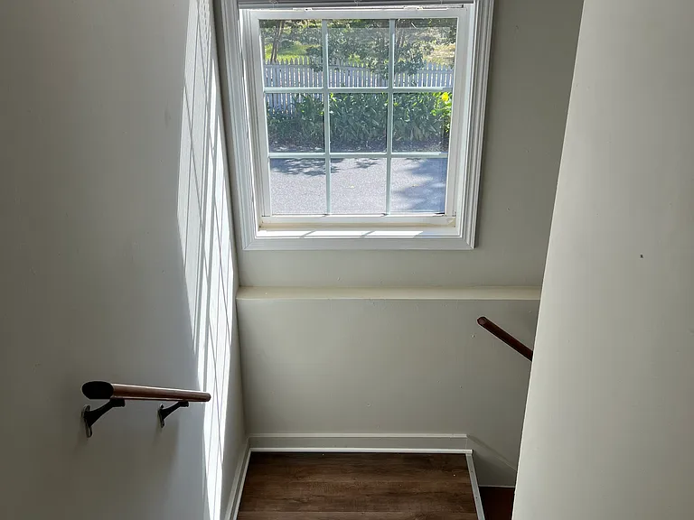 342 Prior St #1 — Photo 6