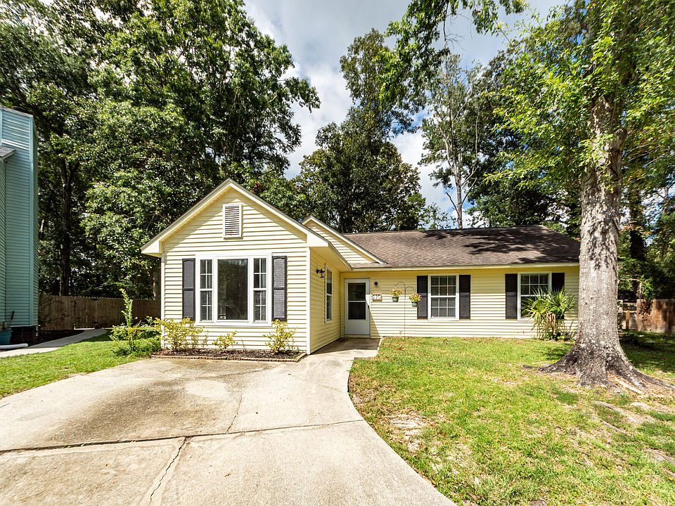 1st image of 110 Ruston Pl
