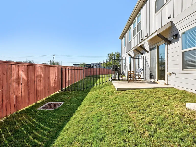 1302 Catalan Rd — Photo 22