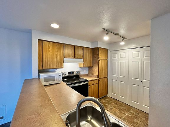 5th image of 1710 W Sunn Fjord Ln APT K209