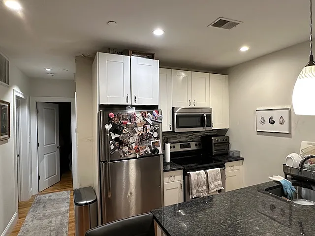 3 bed, 1.0 bath, $3,450 — Photo 4