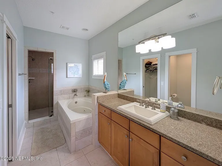 361 Ahern St #15 — Photo 10