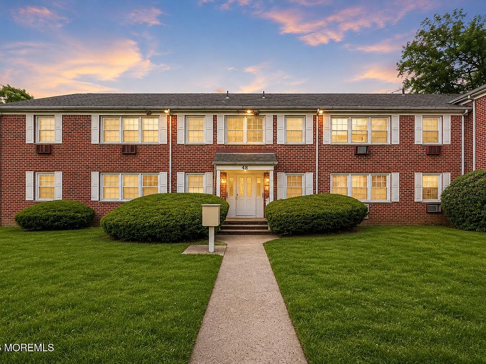 1st image of 48 Stonehurst Blvd C