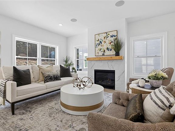 3rd image of 1 Stoneridge Rd