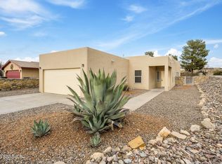 2656 Bearcat Dr, Las Cruces, NM 88001