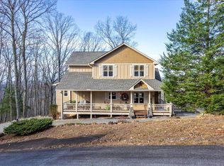 1706 Deer Valley Dr, Warne, NC 28909