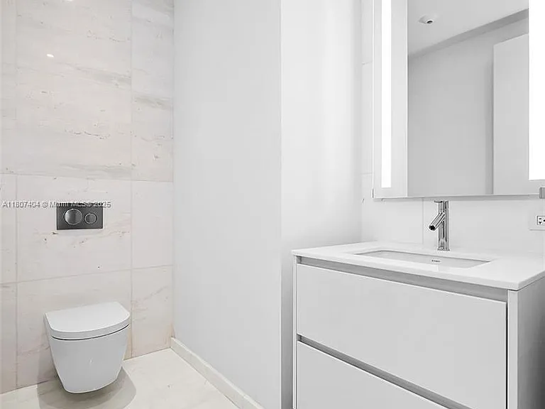 300 Biscayne Boulevard Way #3509 — Photo 6