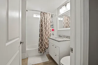 139 Adams St #3 — Photo 16