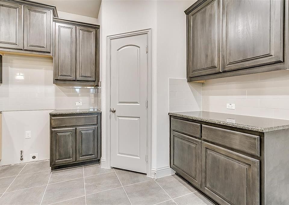 1st image of 7802 Cypress