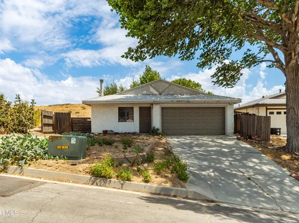42534 Beaverbrook Dr, Lake Hughes, CA 93532