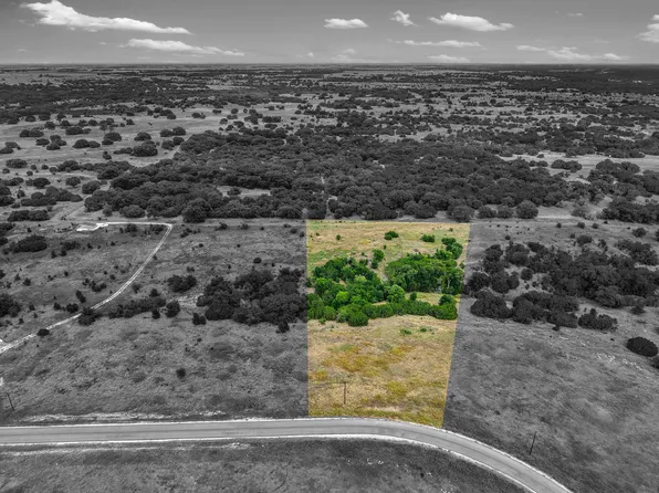 254 Yellowstone Dr, Oglesby, TX 76561