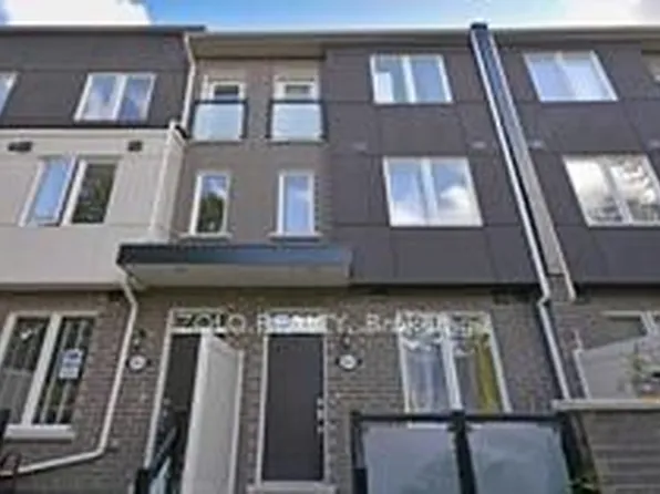 35 Heron Park Pl #4, Toronto, ON M1E 0B8