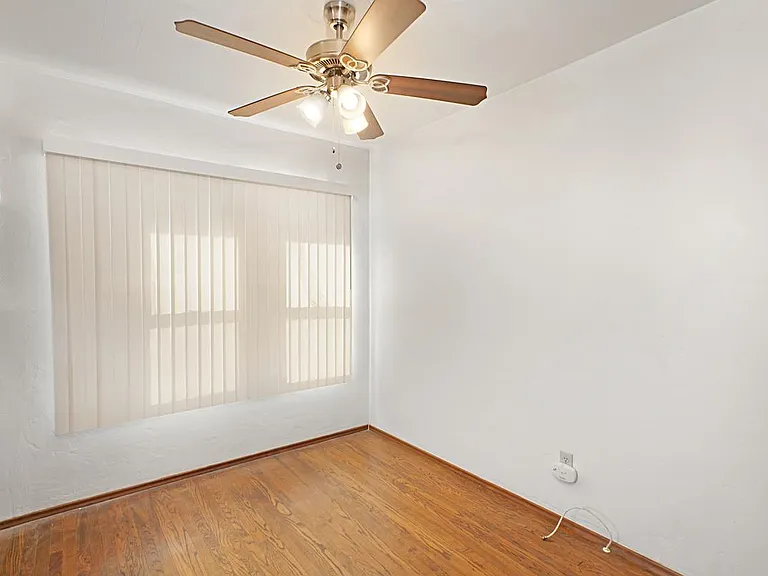 3004 Fairmount Ave — Photo 6