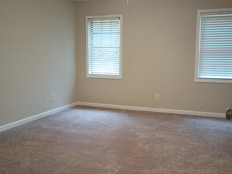 5367 Ridge Forest Dr — Photo 7
