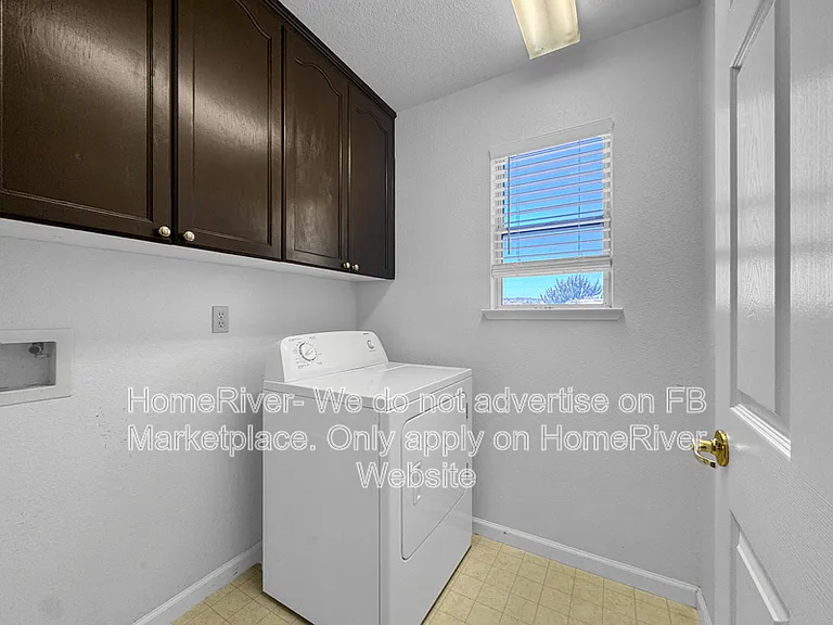 2247 Daltrey Way — Photo 14