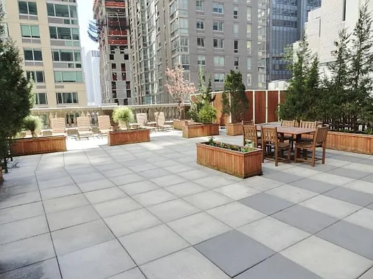 Rented by Lalezarian Properties | media 31