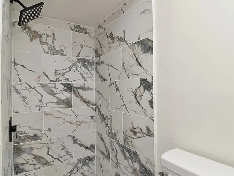 Second floor bath-2